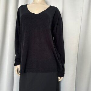 NWT JustFabulous Pullover V Neck Black Sweater Button detail on sleeve Size XXL